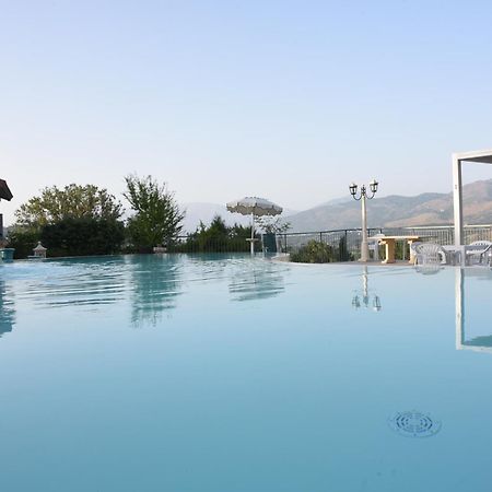 Bosco D'Olmi Country House Sant'Andrea del Garigliano ภายนอก รูปภาพ