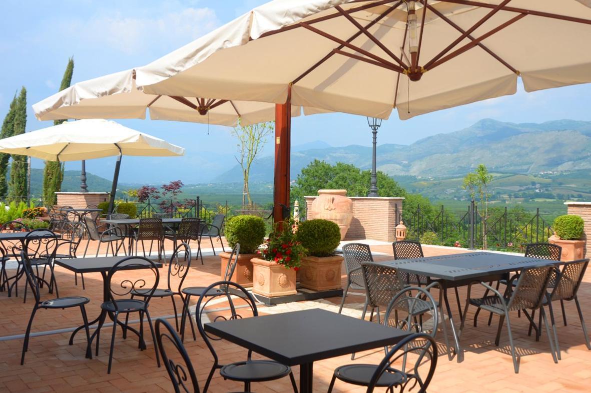Bosco D'Olmi Country House Sant'Andrea del Garigliano ภายนอก รูปภาพ