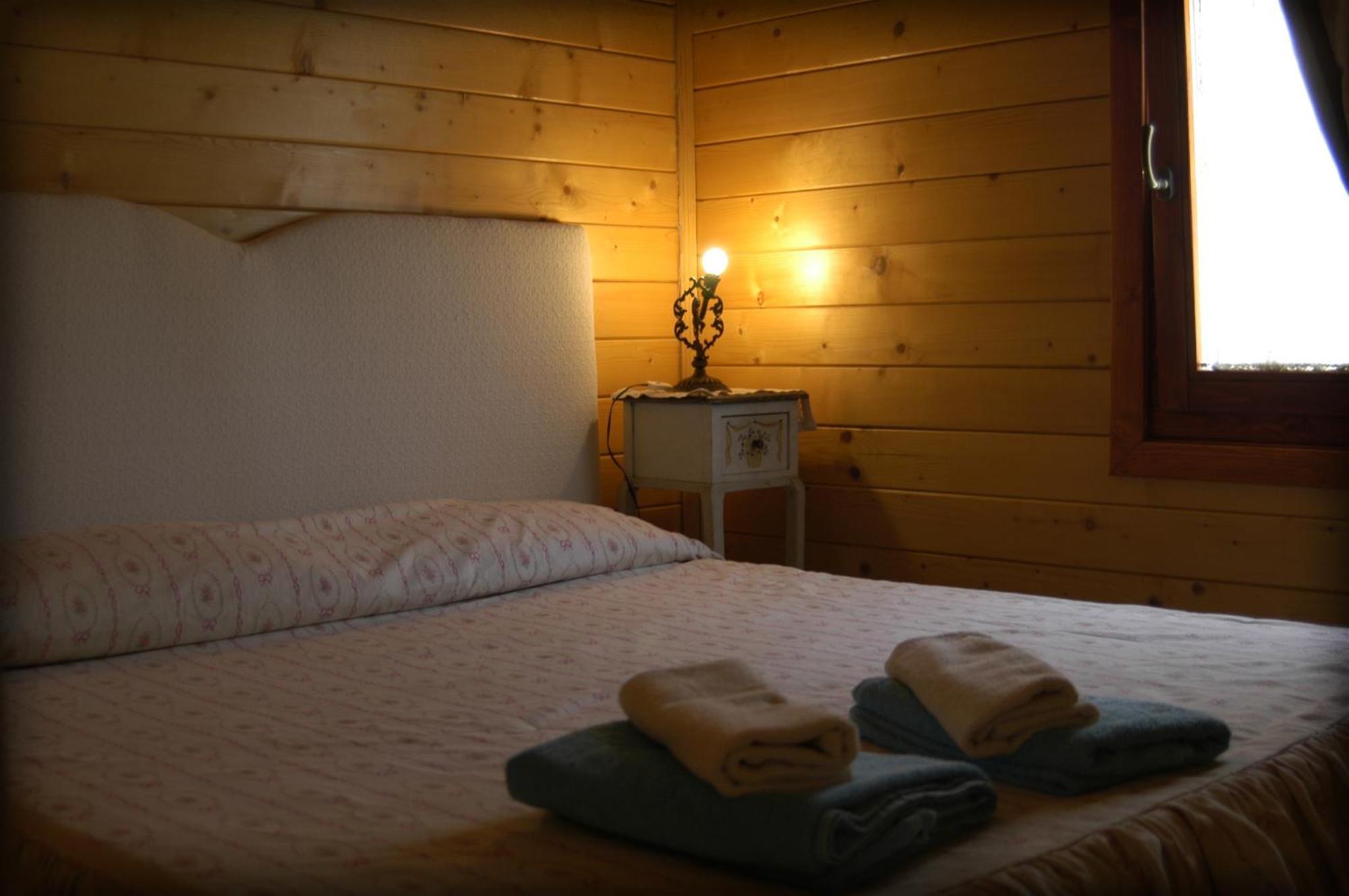 Bosco D'Olmi Country House Sant'Andrea del Garigliano ภายนอก รูปภาพ